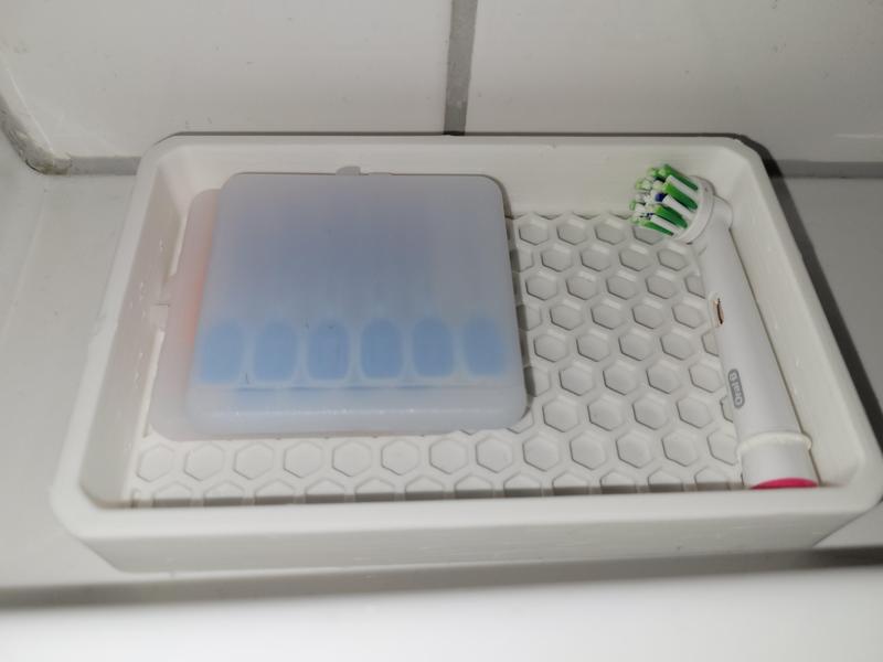 Simple but nice bathroom tray