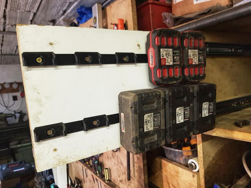 Parkside battery wall mount X20V