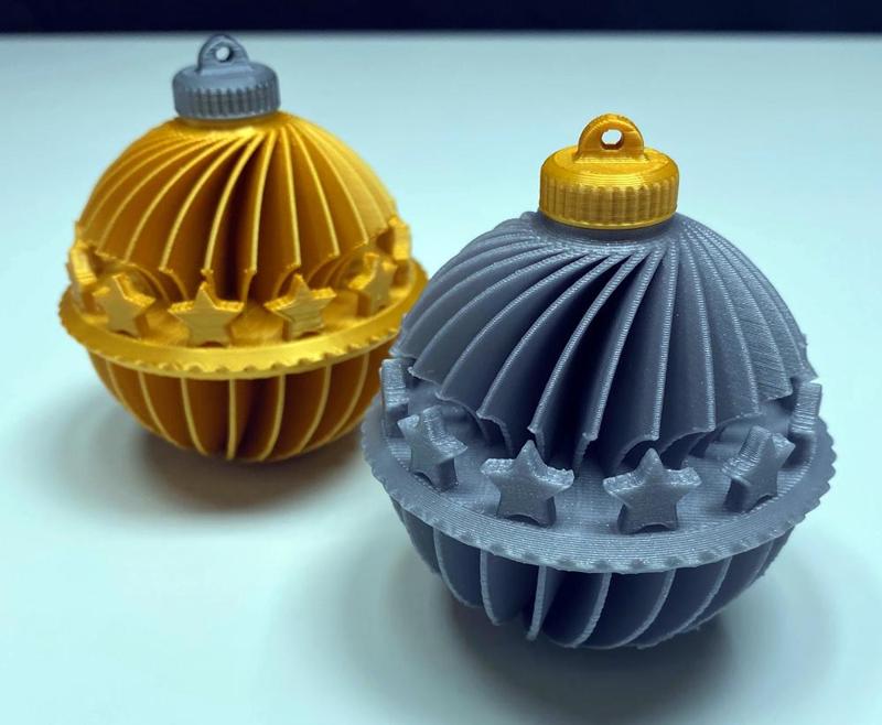 Christmas Tree Ornament STAR SPHERE (65mm round) with Cap (Weihnachtsbaumschmuck)