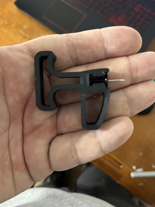 thumbtack puller/driver