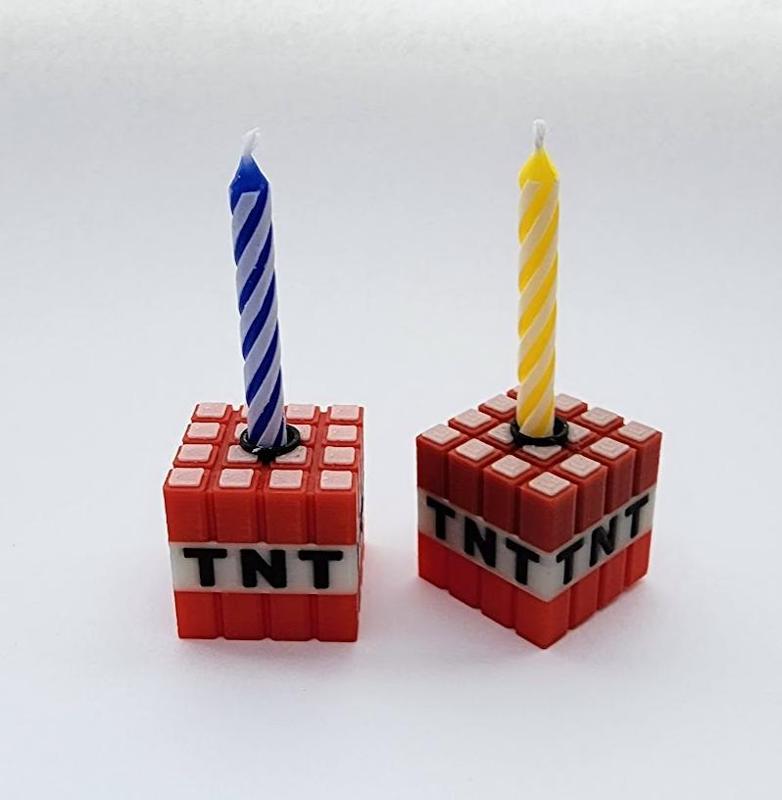 Minecraft TNT candle holder (multicolor)