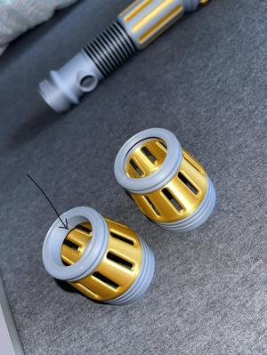 Emitter with shorter notch