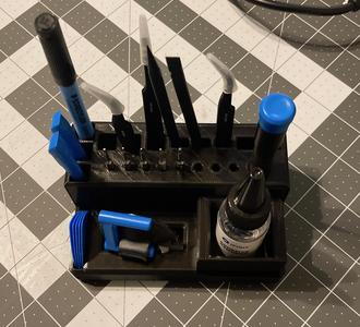 Gridfinity iFixit toolkit holder with driver