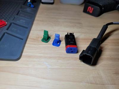 Molex 4-Pin Wedgelock