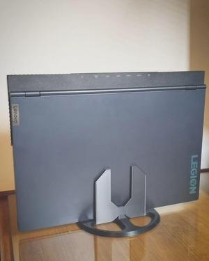 Vertical laptop stand