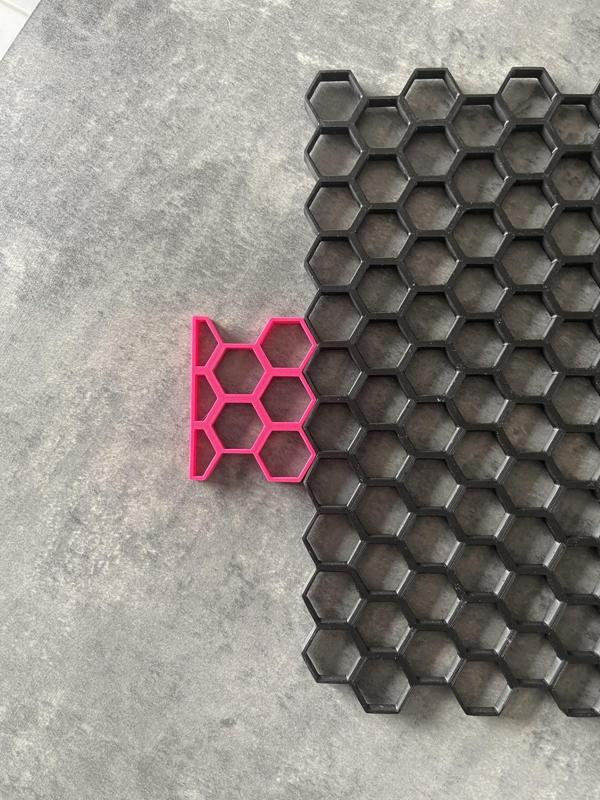 HEX_BORDER_VERTICAL_FEMELLE_3odd