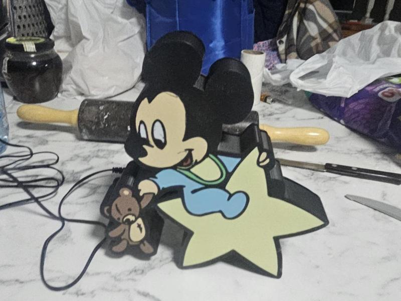 Baby Mickey on star Lightbox 