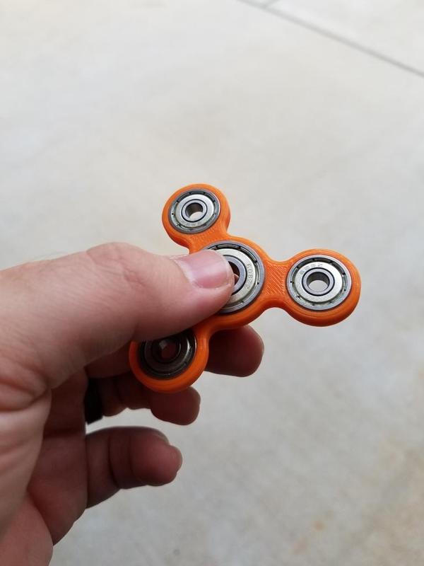 Small Hands Spinner (625Z)