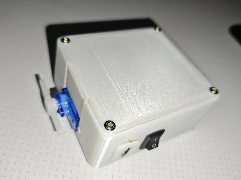 Smart Light Switch Device