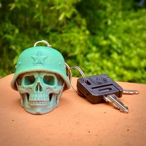 🔑⛓️🪖 SKULL SOLDIER KEYCHAIN – 3D Printed Helmet Skull Key Ring