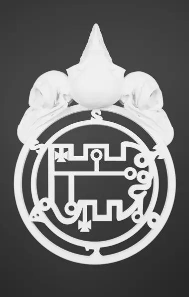 tri owl skulls Stolas Amulet