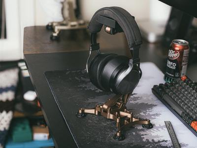 Industrial Headphone Stand - Compact