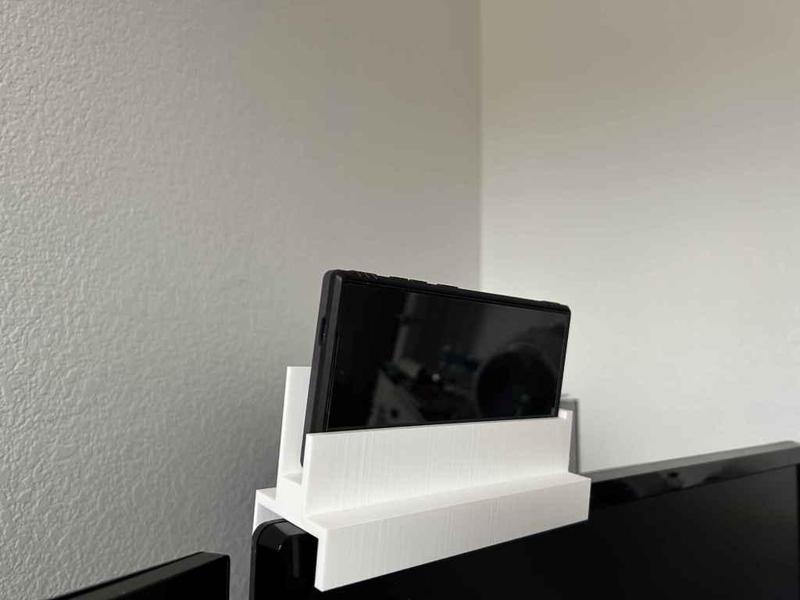 Phone Holder for Samsung Galaxy S24 with Case on Monitor for Streaming