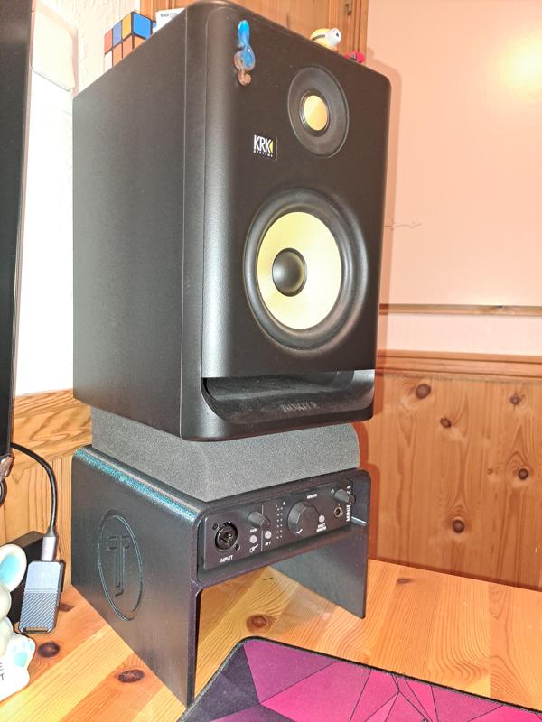 Krk Rockit 5 G 4 Desk stand