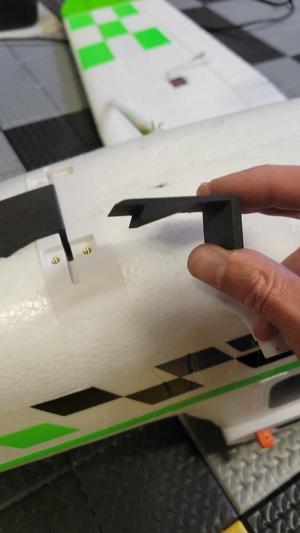 FMS Ranger 1800mm nose gear support bracket