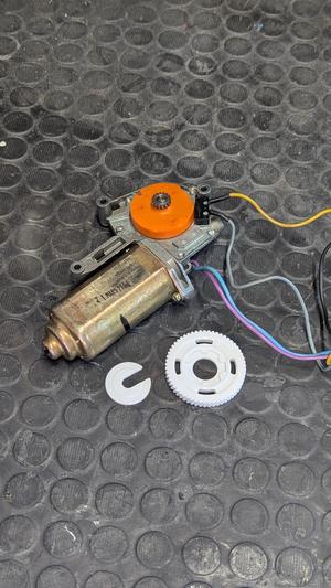 Sunroof gear for Twingo 1, Peugeot 206, 207...