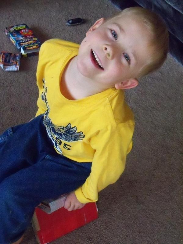 Simple cardboard chair