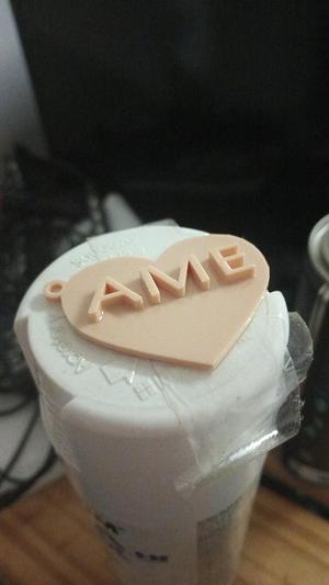 KEYCHAIN HEART "AME".