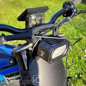 Blinker bracket for Talaria