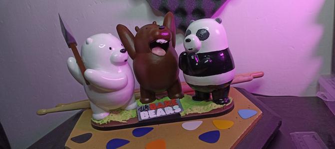 BASE PARA "ESCANDALOSOS"