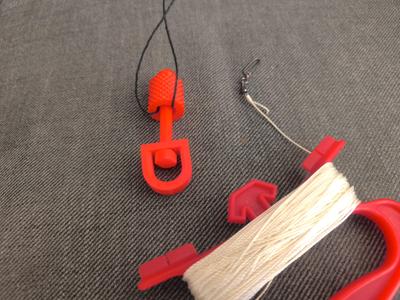 Adjustable kite bridle angle mount