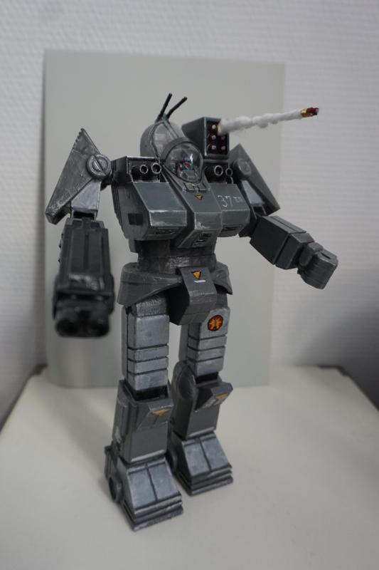 Unseen Battlemaster Action Figure with cockpit