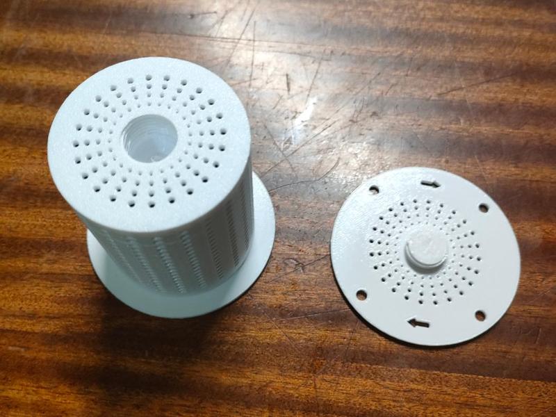 Silica gel container