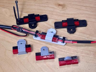 PowerPole locks / mounts / strain relief