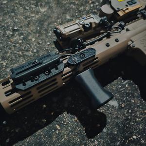 Unity T. Vertical Foregrip (VFG)