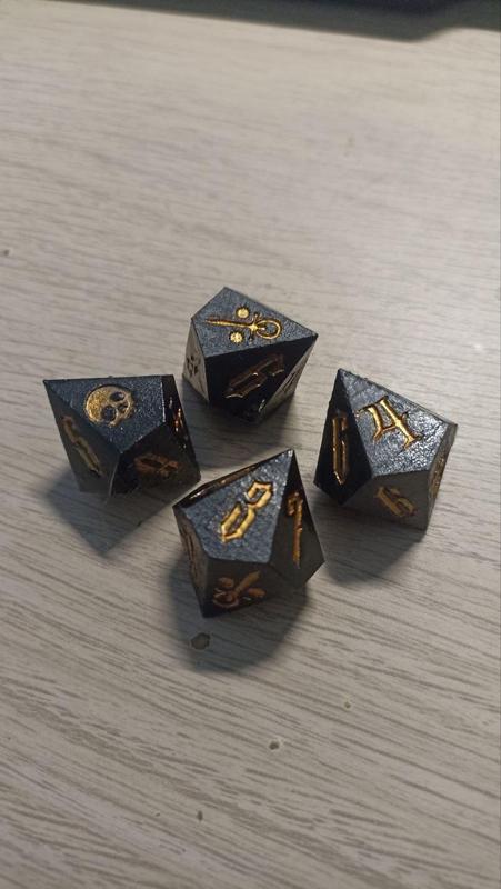 Vampire: the masquerade Dices