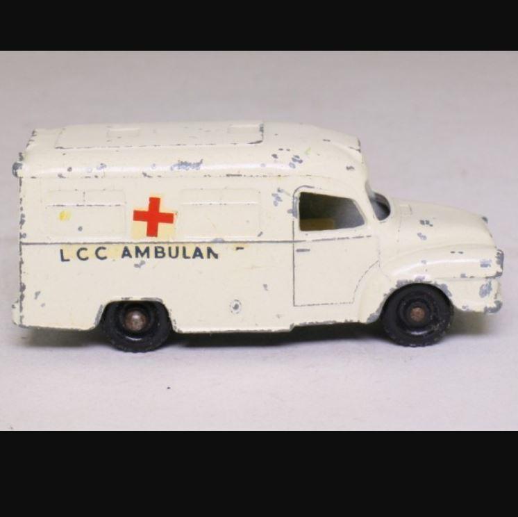 Lesney Matchbox 14c Bedford Lomas Ambulance Tailgate Back Doors