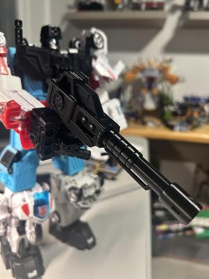 Transformers Defensor Combiner wars oversized phaser