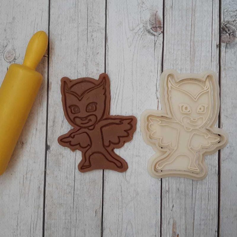 Cookie cutter PJ Masks Owlette
