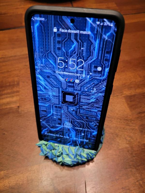 Crystal Phone stand.