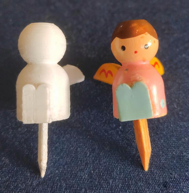 Erzgebirge Angel Cake Dessert Topper