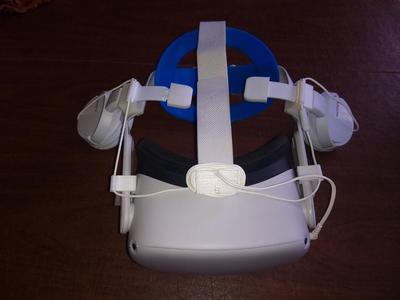 Remix of Quest 2 Sony Headphone clips for original stretchy band.