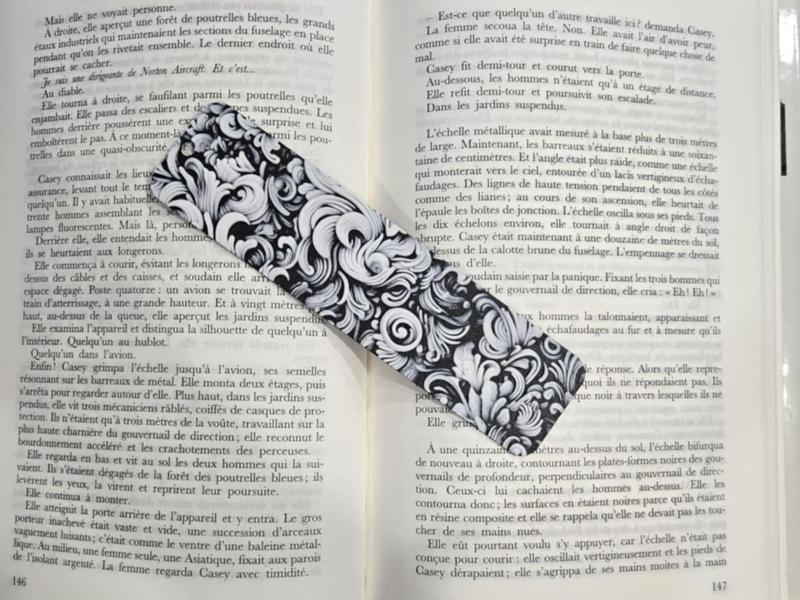 Bookmark Smoke  Only Black & White 