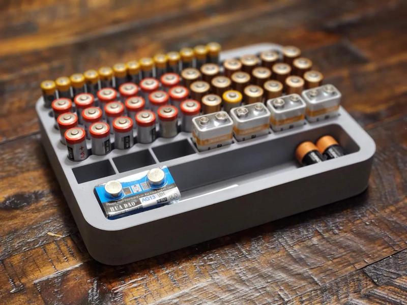 Lay-Flat Battery Tray   