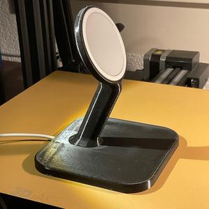 Magsafe iPhone Stand