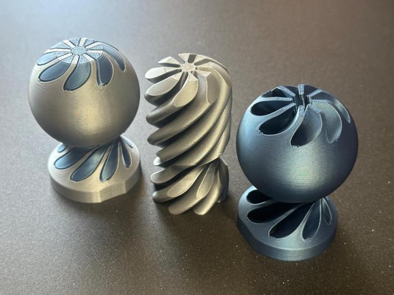 Impossible Passthrough Hitch Ball Fidget 2" Ball