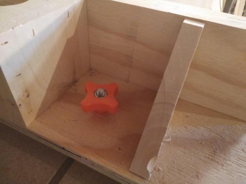 T Slot Hex Bolt Knobs For Router Table Or Cross Cut Sled Jigs. 1/4" and 3/8" sizes