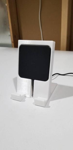 Ubiolabs wireless charger stand