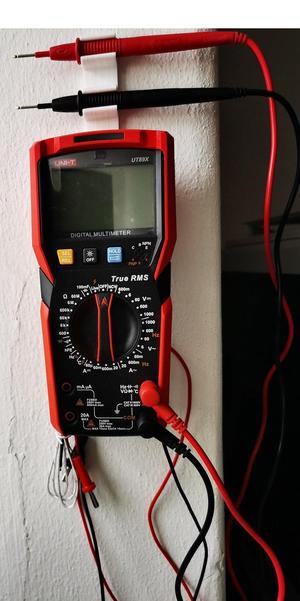 UNI-T UNIT UT89X UT89XD Digital Multimeter Wall mount
