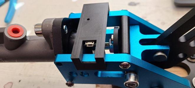 Sim Racing Handbrake - Easy Hall Sensor Analog Setup