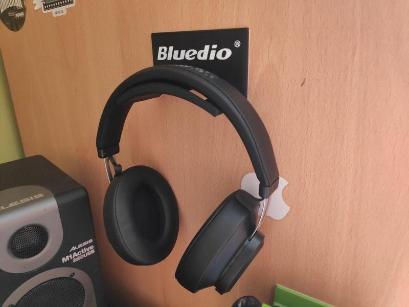 bluedio headphones wall holder / hanger