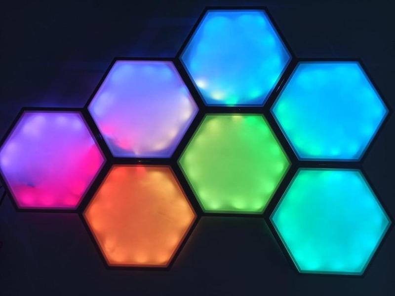 Hexaleaf
