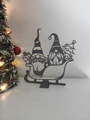 gnomes in sleigh