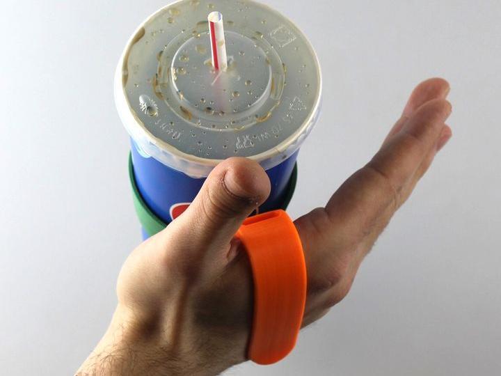 Paper cups holder for hand support