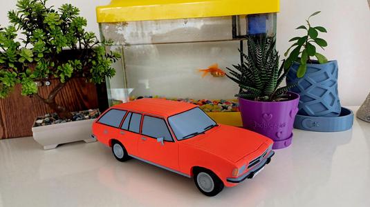 opel rekord d caravan 1/18 scale