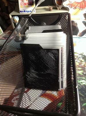 Weiss Schwarz sized deck separator